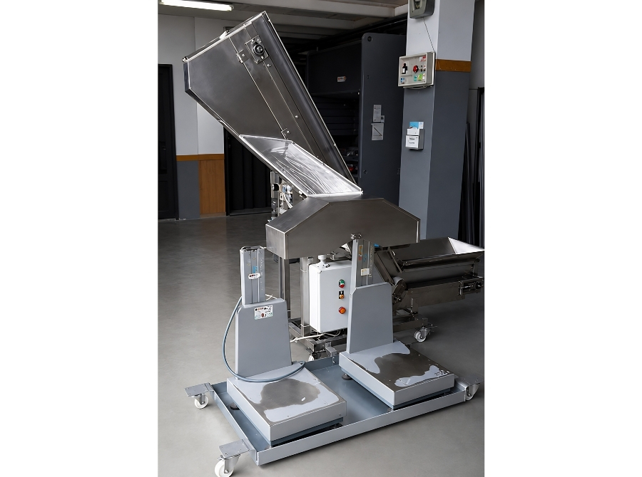 Cap Counting and Weighing Conveyor